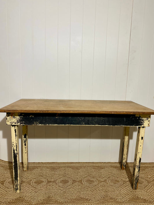 Vintage Chippy Small Farm Table / Entry Table